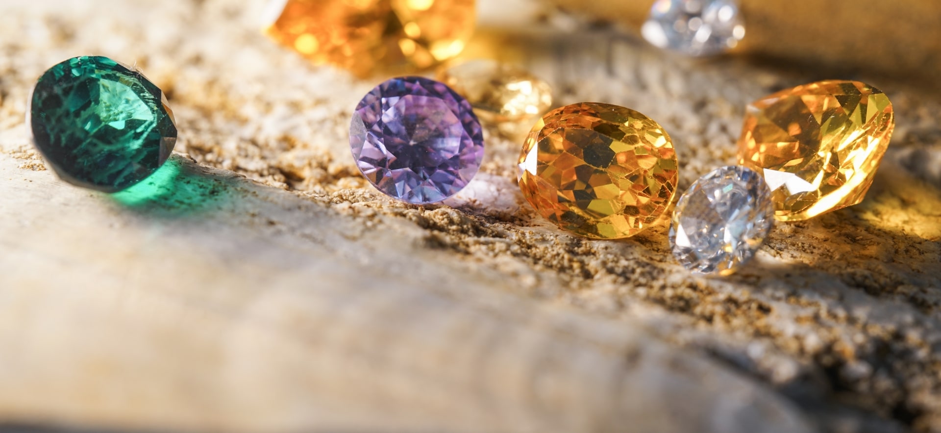 Gemstone Shop Online | Customised Gemstones - Saint Yatitcca